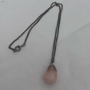 rose quartz necklace